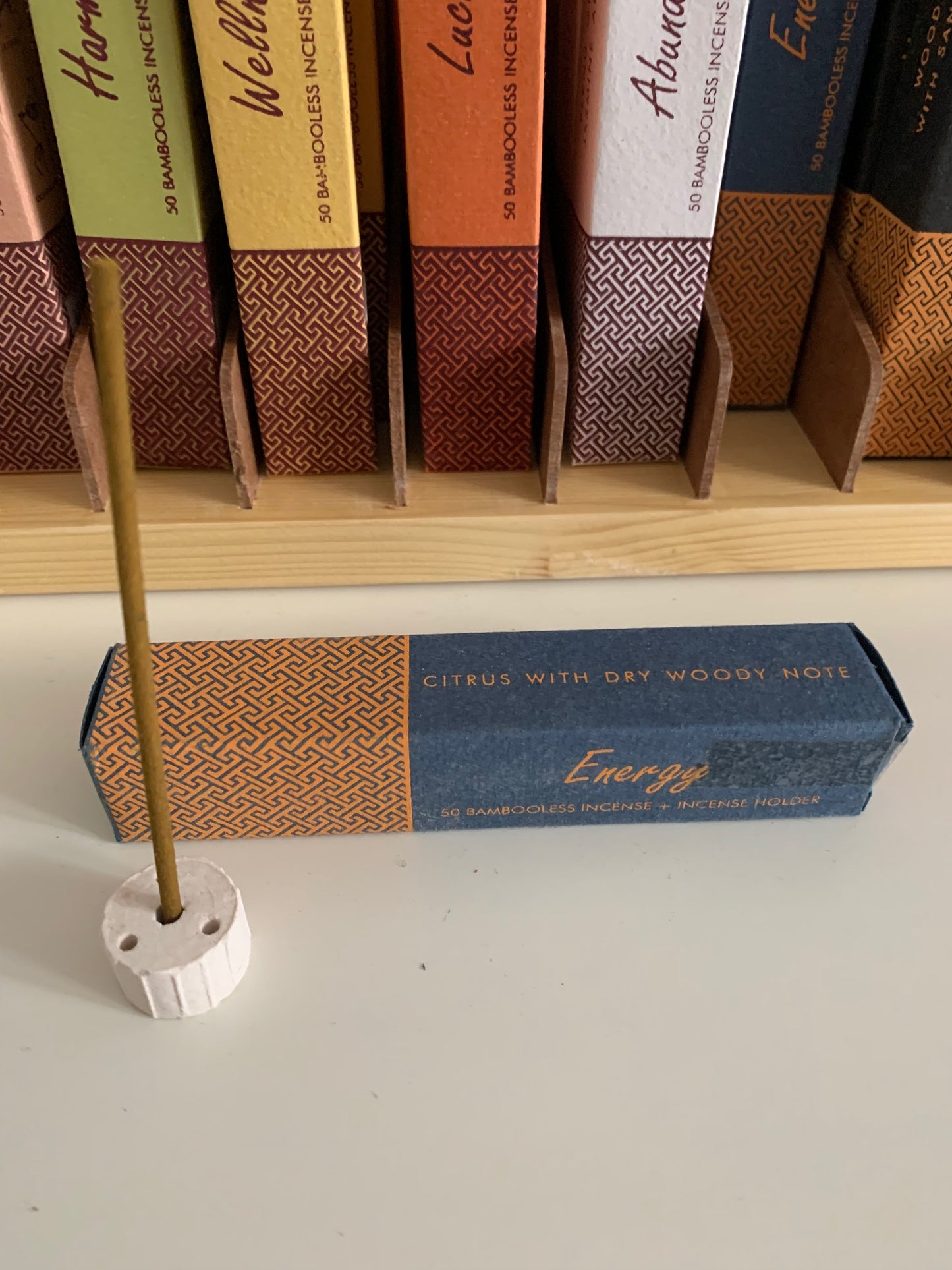 Encens aux herbes sans bambou avec support Energy "Energie"